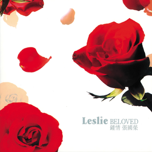 趁午休偷看女同学裙底内裤
